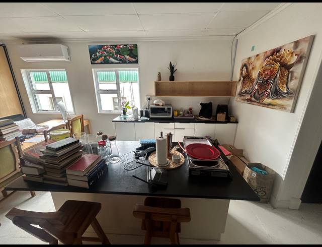 130M² OFFICE TO LET IN BALLITO DISTRICT